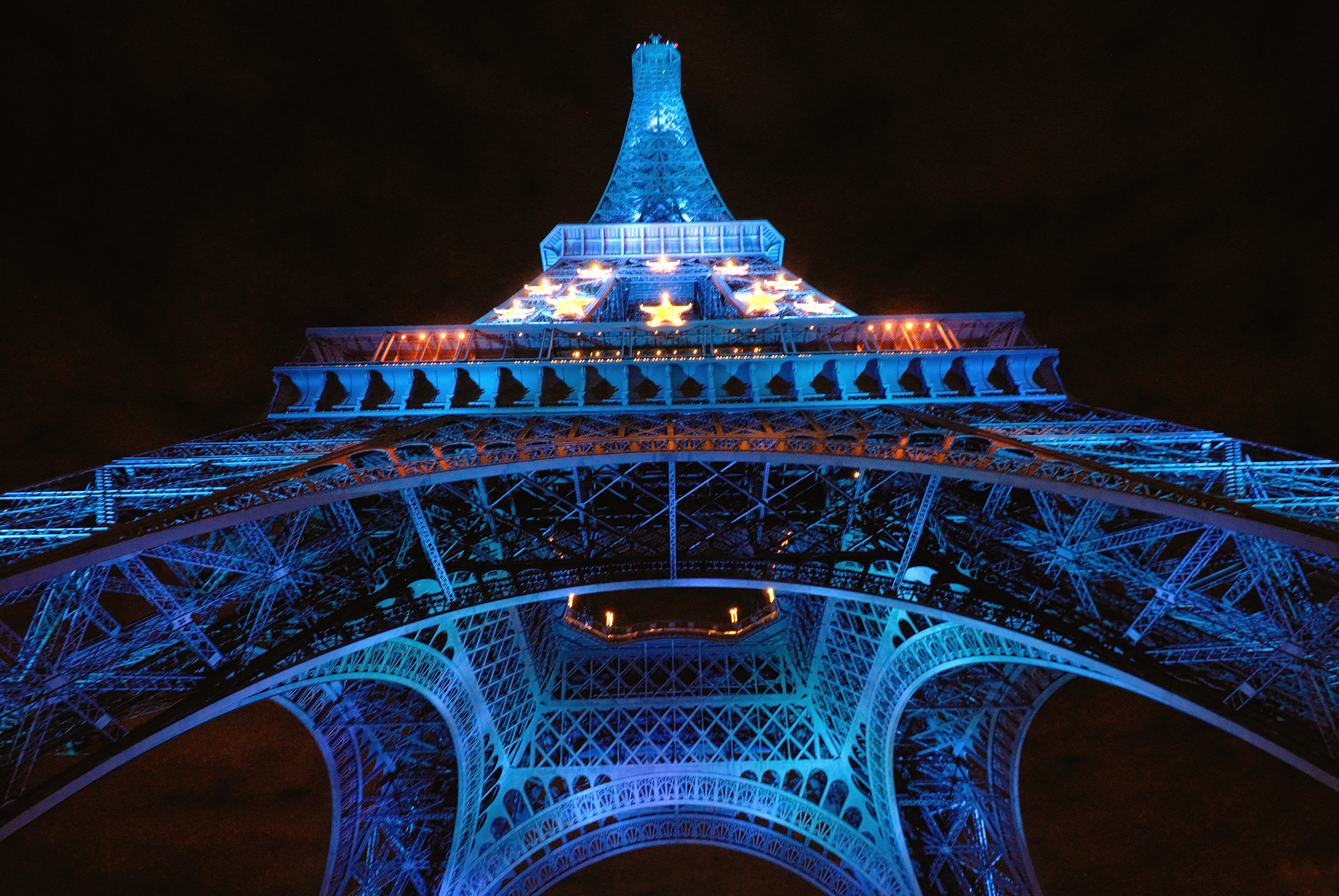 Detail Wallpaper Paris Warna Biru Nomer 4