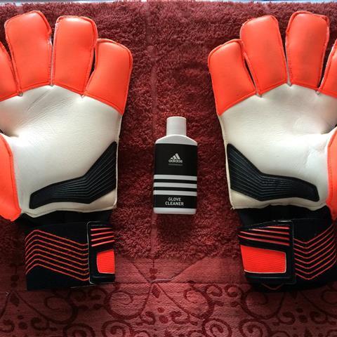 Detail Sarung Tangan Kiper Adidas Nomer 18