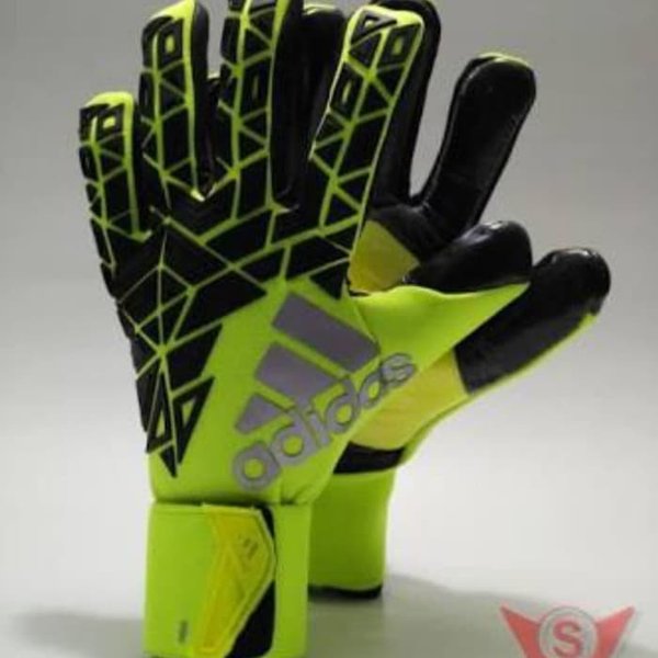 Detail Sarung Tangan Kiper Adidas Nomer 31