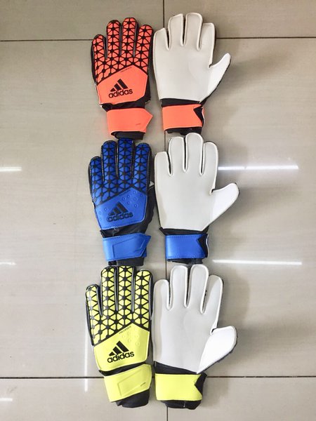 Detail Sarung Tangan Kiper Adidas Nomer 38