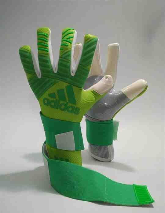 Detail Sarung Tangan Kiper Adidas Nomer 40