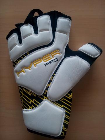 Detail Sarung Tangan Kiper Futsal Nomer 11