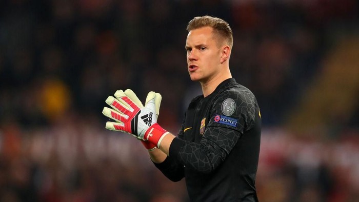 Detail Sarung Tangan Ter Stegen Nomer 22