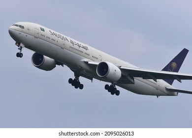 Detail Saudia Airlines Logo Png Nomer 45