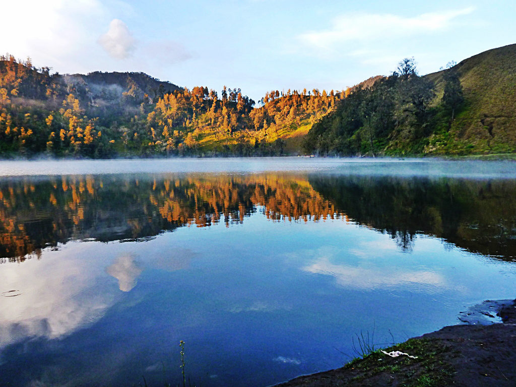 Detail Wallpaper Ranu Kumbolo Nomer 8