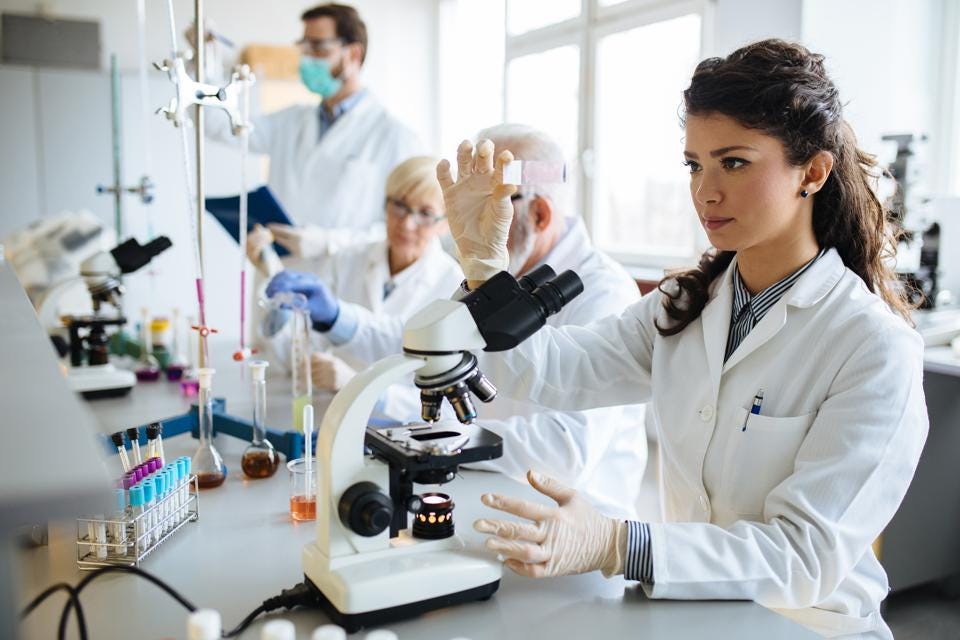 Detail Scientist Pic Nomer 3