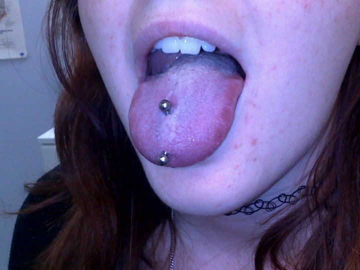 Detail Scoop Tongue Piercing Near Me Nomer 37