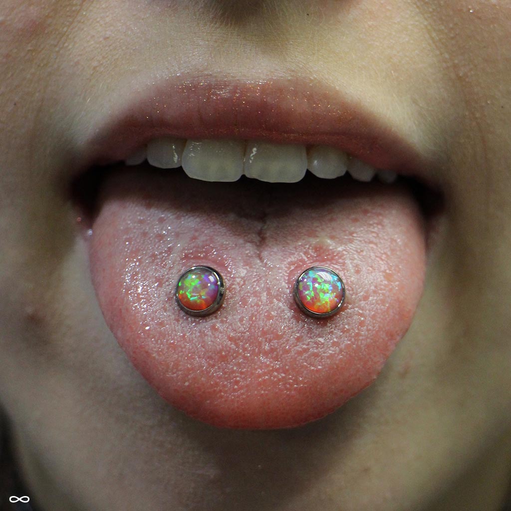 Detail Scoop Tongue Piercing Rings Nomer 29