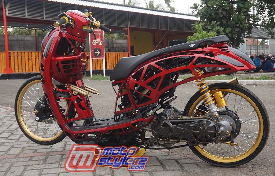 Detail Scoopy Drag Racing Nomer 27