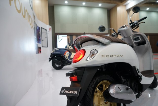 Detail Scoopy Vs Vario Nomer 55