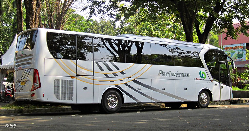 Detail Scorpion Holiday Bus Pariwisata Nomer 49