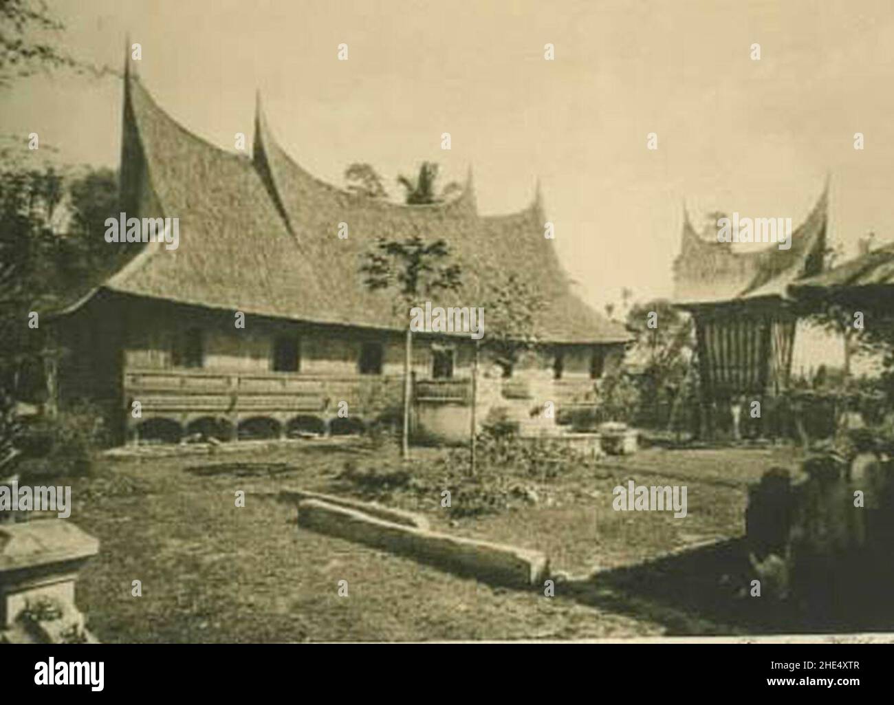 Detail Wallpaper Rumah Gadang Nomer 48