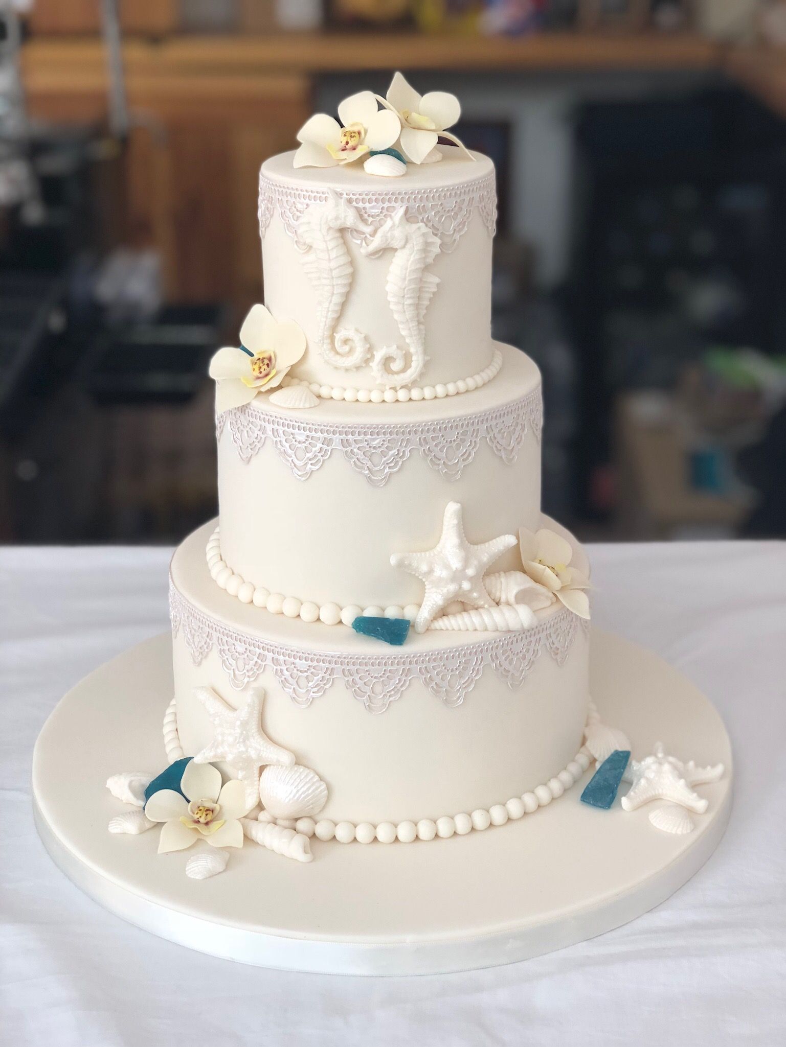 Detail Seahorse Wedding Cake Nomer 3