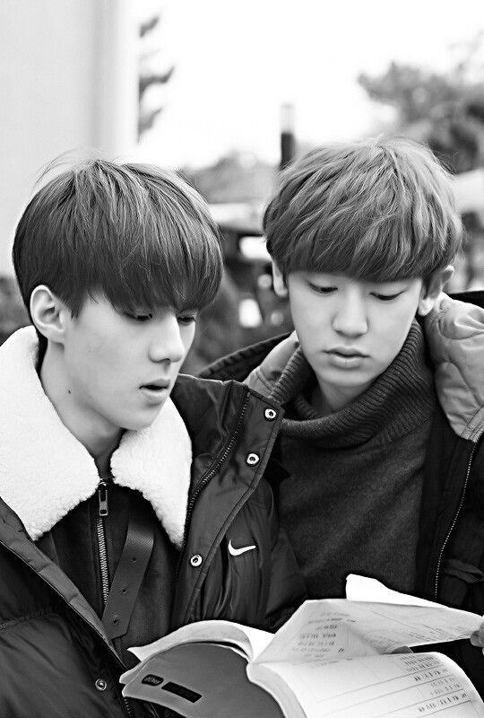 Detail Sehun Exo Next Door Nomer 6
