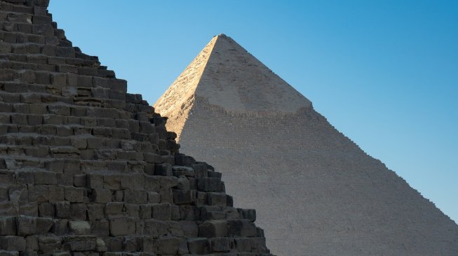 Detail Sejarah Piramida Giza Nomer 29