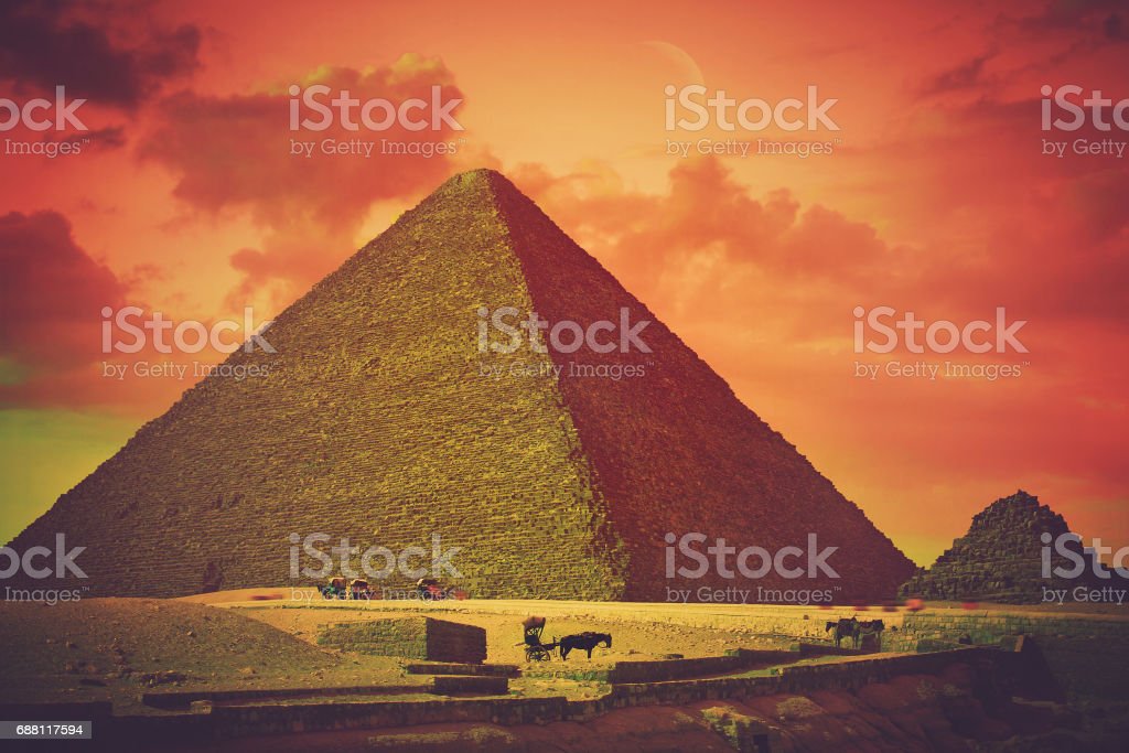 Detail Sejarah Piramida Giza Nomer 38