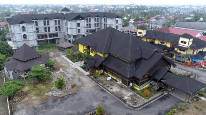 Detail Sejarah Rumah Adat Melayu Pontianak Nomer 31