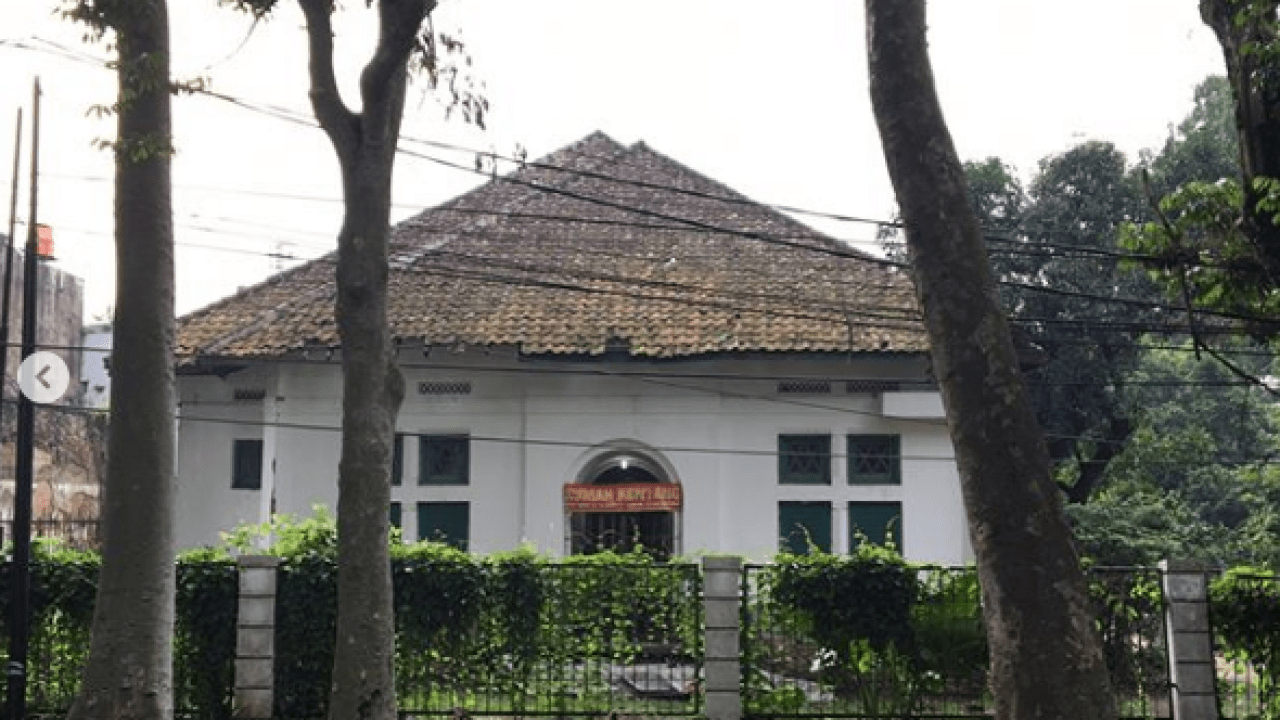 Detail Sejarah Rumah Kentang Nomer 4