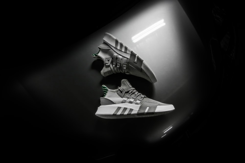 Detail Wallpaper Sepatu Adidas Nomer 27