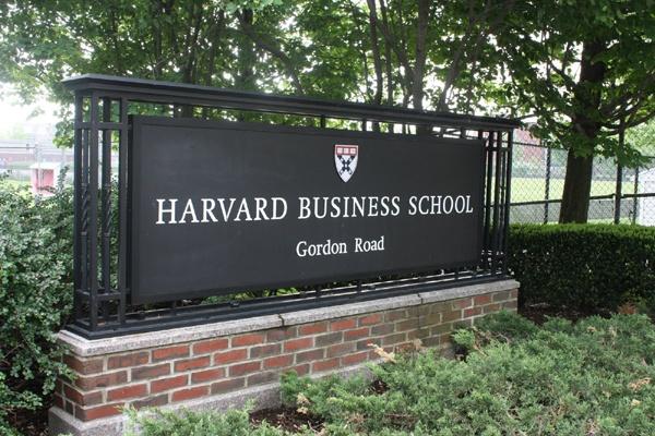 Detail Sekolah Bisnis Universitas Harvard Nomer 11