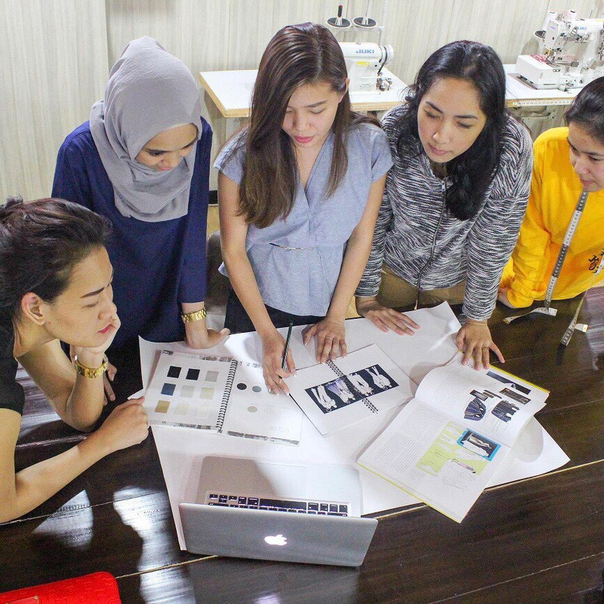 Detail Sekolah Desain Fashion Di Surabaya Nomer 37