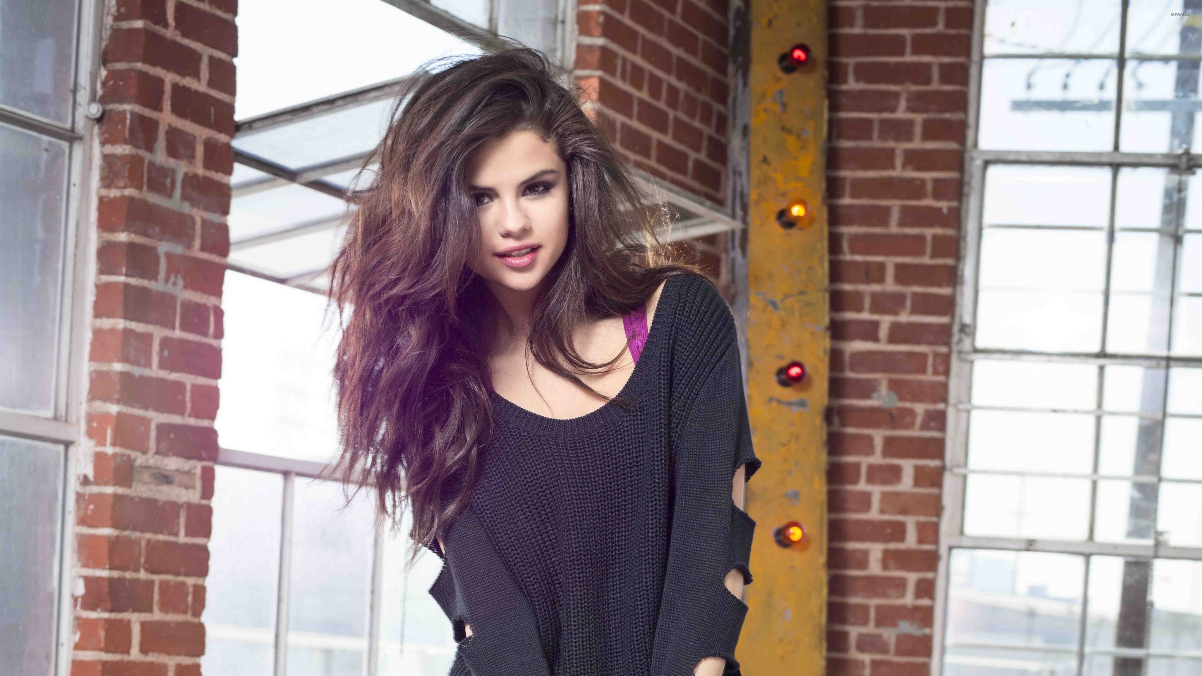 Detail Selena Gomez Wallpaper Hd Nomer 24