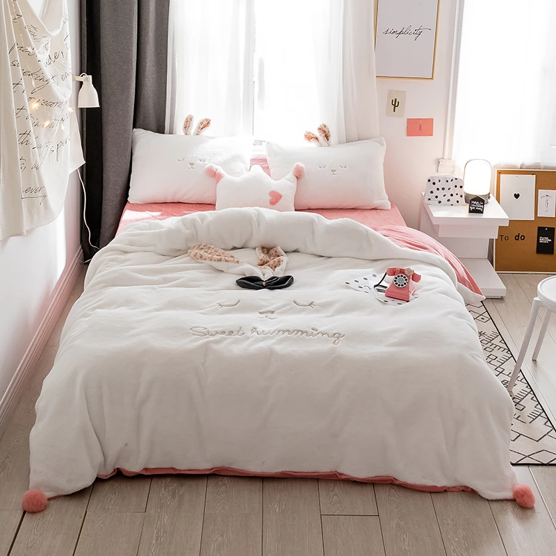 Detail Selimut Putih Abu Nomer 36