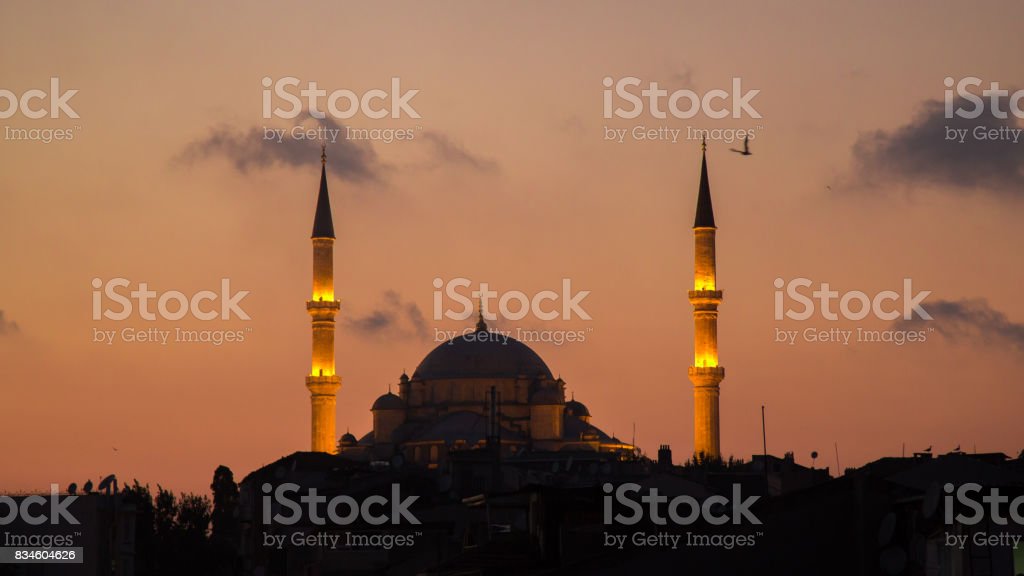 Detail Senja Di Istanbul Nomer 49