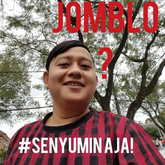 Detail Senyumin Aja Meme Nomer 55