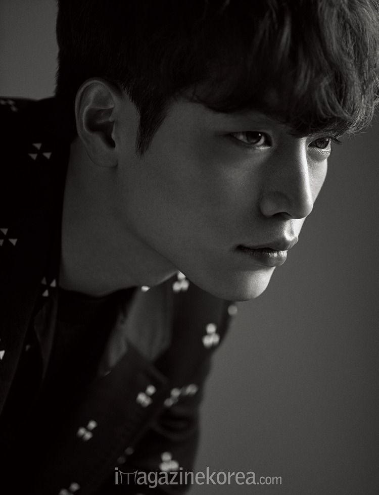 Detail Seo Kang Joon Photoshoot Nomer 22