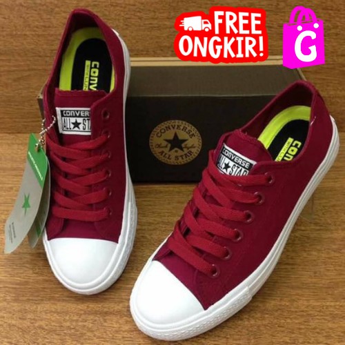 Detail Sepatu All Star Warna Merah Nomer 16