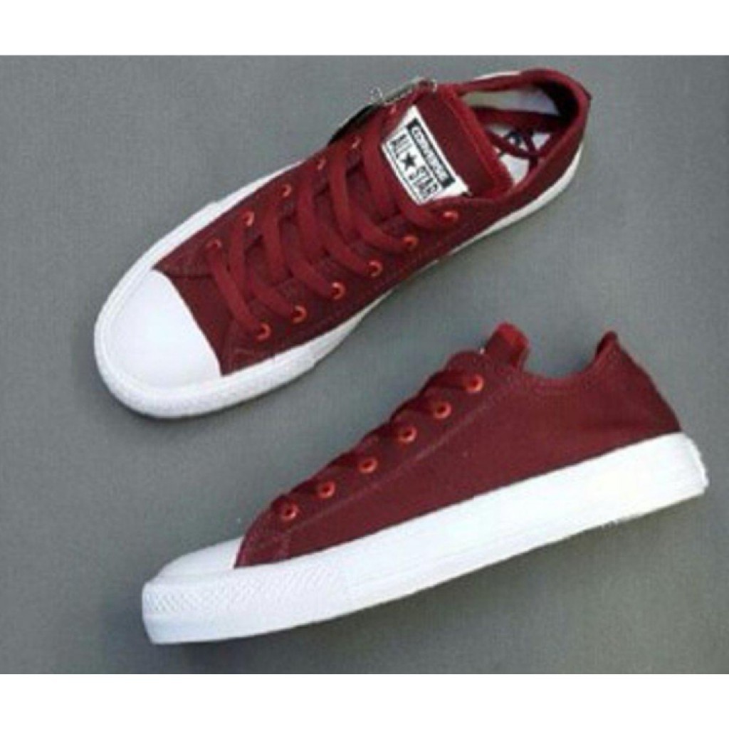 Detail Sepatu All Star Warna Merah Nomer 25