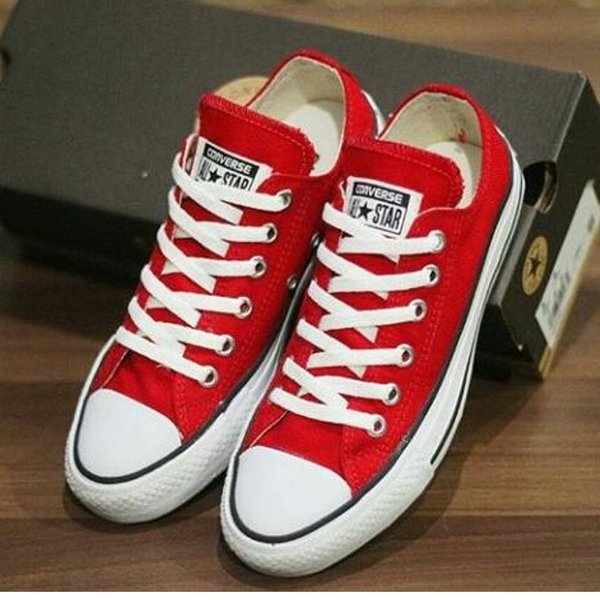 Detail Sepatu All Star Warna Merah Nomer 6