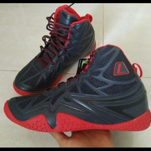 Detail Sepatu Basket League Murah Nomer 49