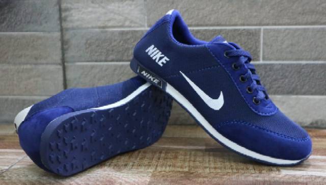 Detail Sepatu Biru Dongker Nomer 9