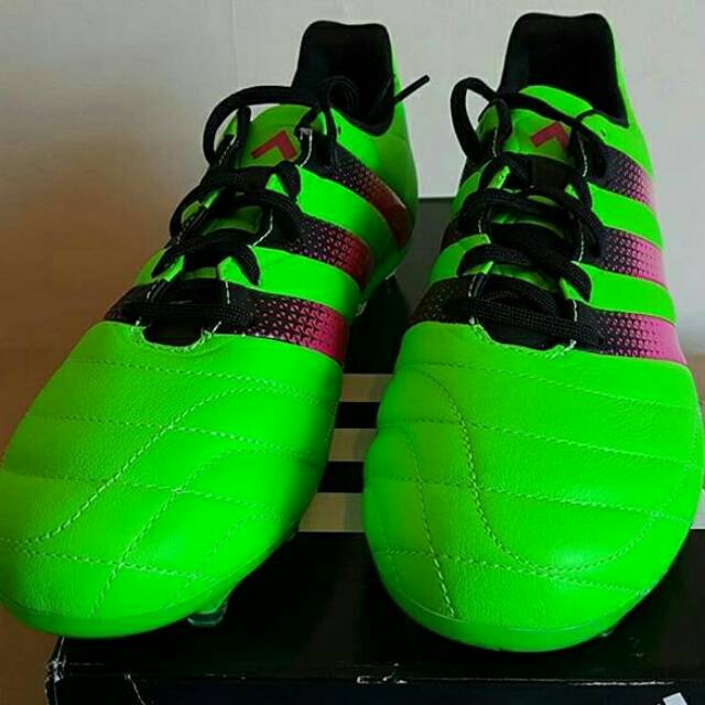 Detail Sepatu Bola Adidas Ace 16 Nomer 42