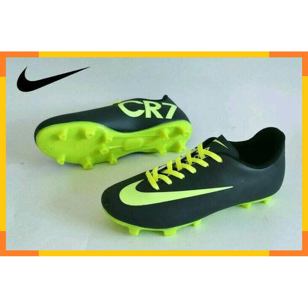 Detail Sepatu Bola Nike Cr7 Nomer 42