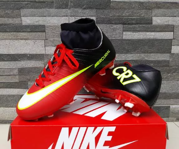 Detail Sepatu Bola Nike Cr7 Nomer 45