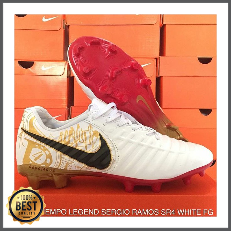 Detail Sepatu Bola Sergio Ramos Nomer 14