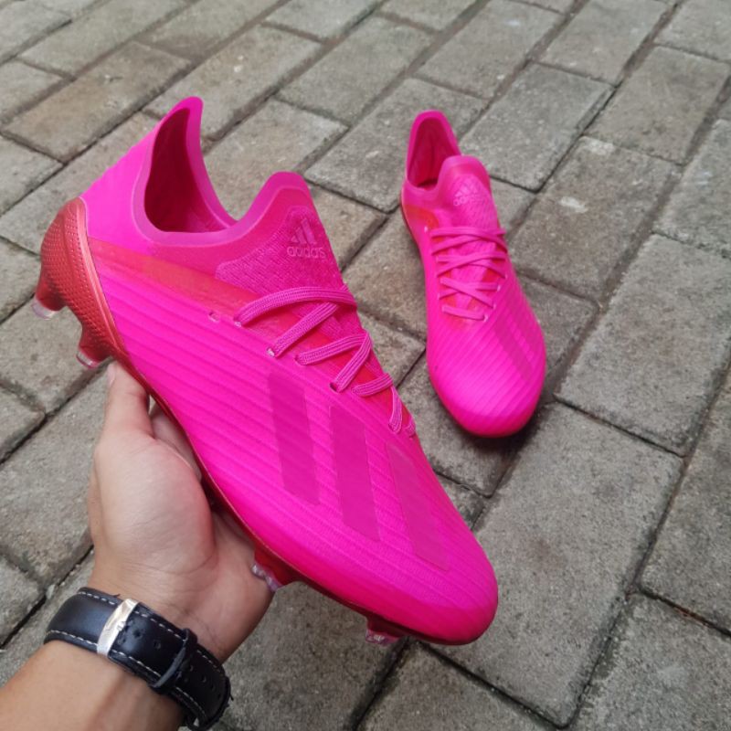 Detail Sepatu Bola Specs Warna Pink Nomer 38