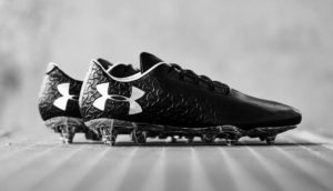 Detail Sepatu Bola Under Armour Nomer 39