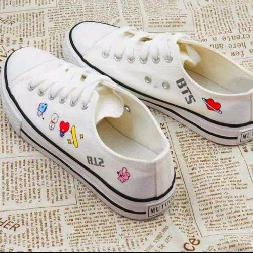 Detail Sepatu Bt21 Nomer 50