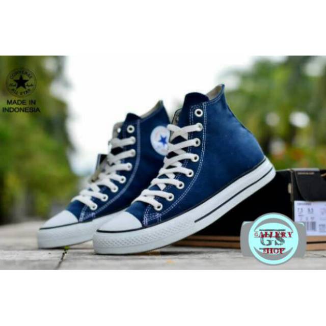 Detail Sepatu Converse Biru Nomer 4