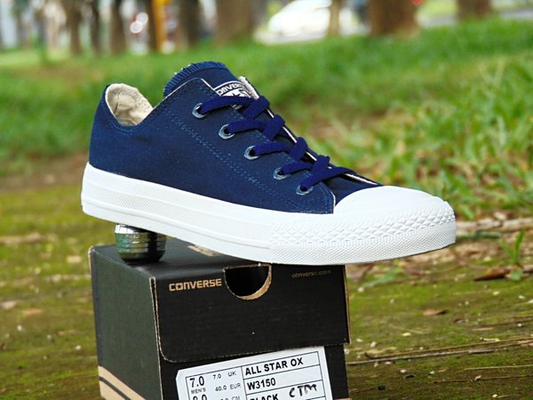 Detail Sepatu Converse Biru Nomer 50