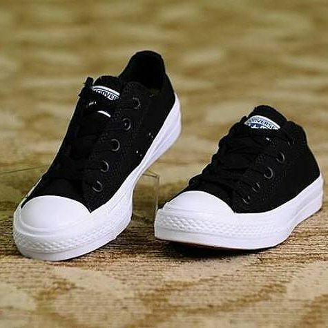 Detail Sepatu Converse Hitam Nomer 37