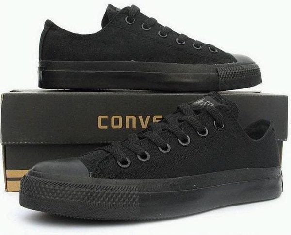 Detail Sepatu Converse Hitam Nomer 52