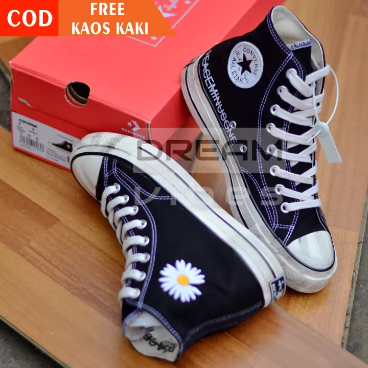 Detail Sepatu Converse Motif Nomer 28