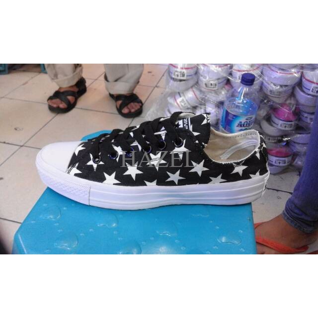 Detail Sepatu Converse Motif Nomer 37