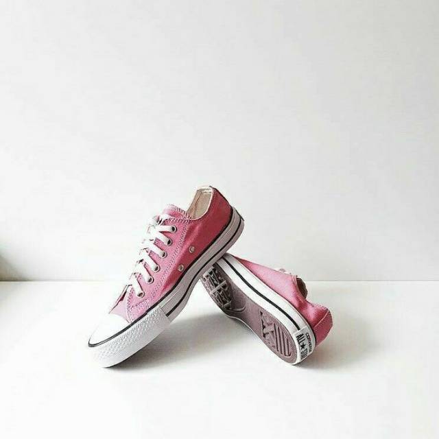 Detail Sepatu Converse Pink Ori Nomer 49