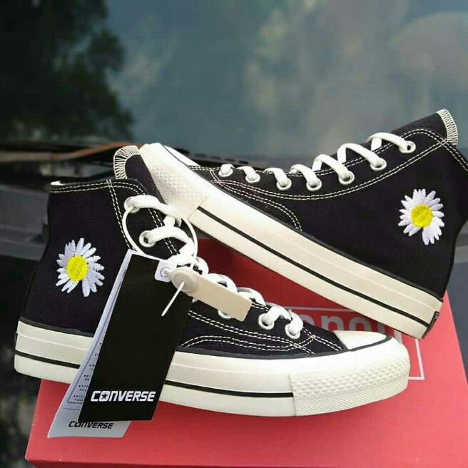 Detail Sepatu Daisy Nomer 10